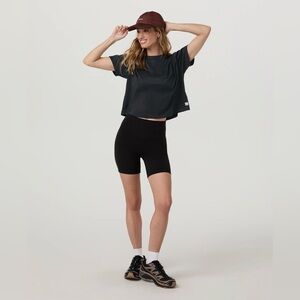 NWOT Vuori Energy Tee